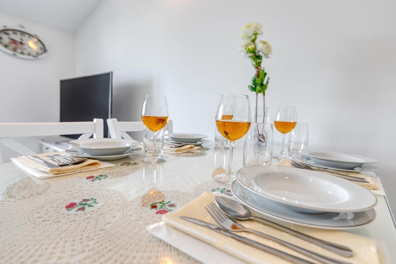 Penthouse Zola With Private Parking Apartment Medulin Exterior foto